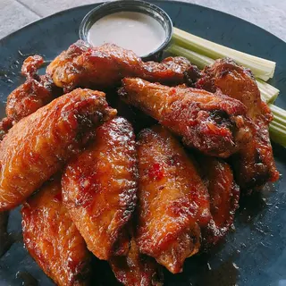 CHICKEN WINGS